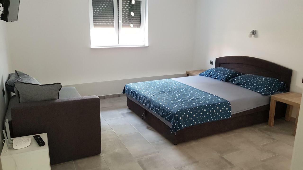 Apartments Star With Pool Biograd Na Moru Eksteriør bilde