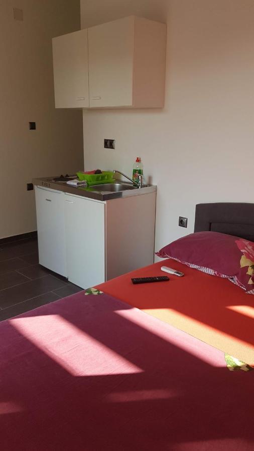 Apartments Star With Pool Biograd Na Moru Eksteriør bilde
