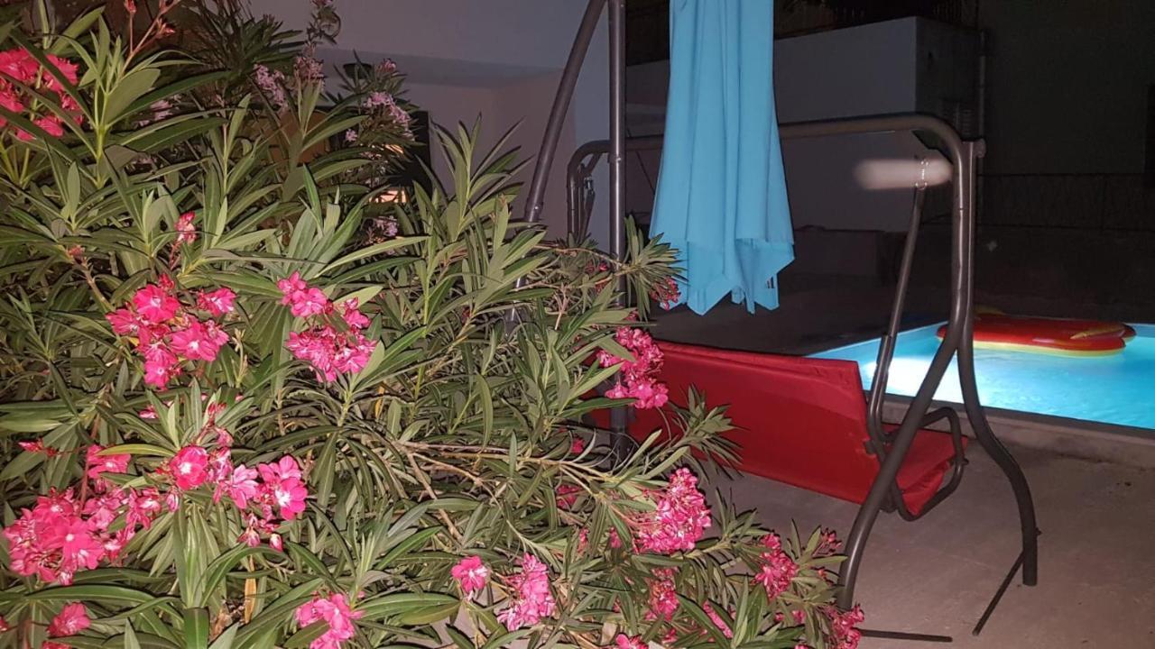 Apartments Star With Pool Biograd Na Moru Eksteriør bilde